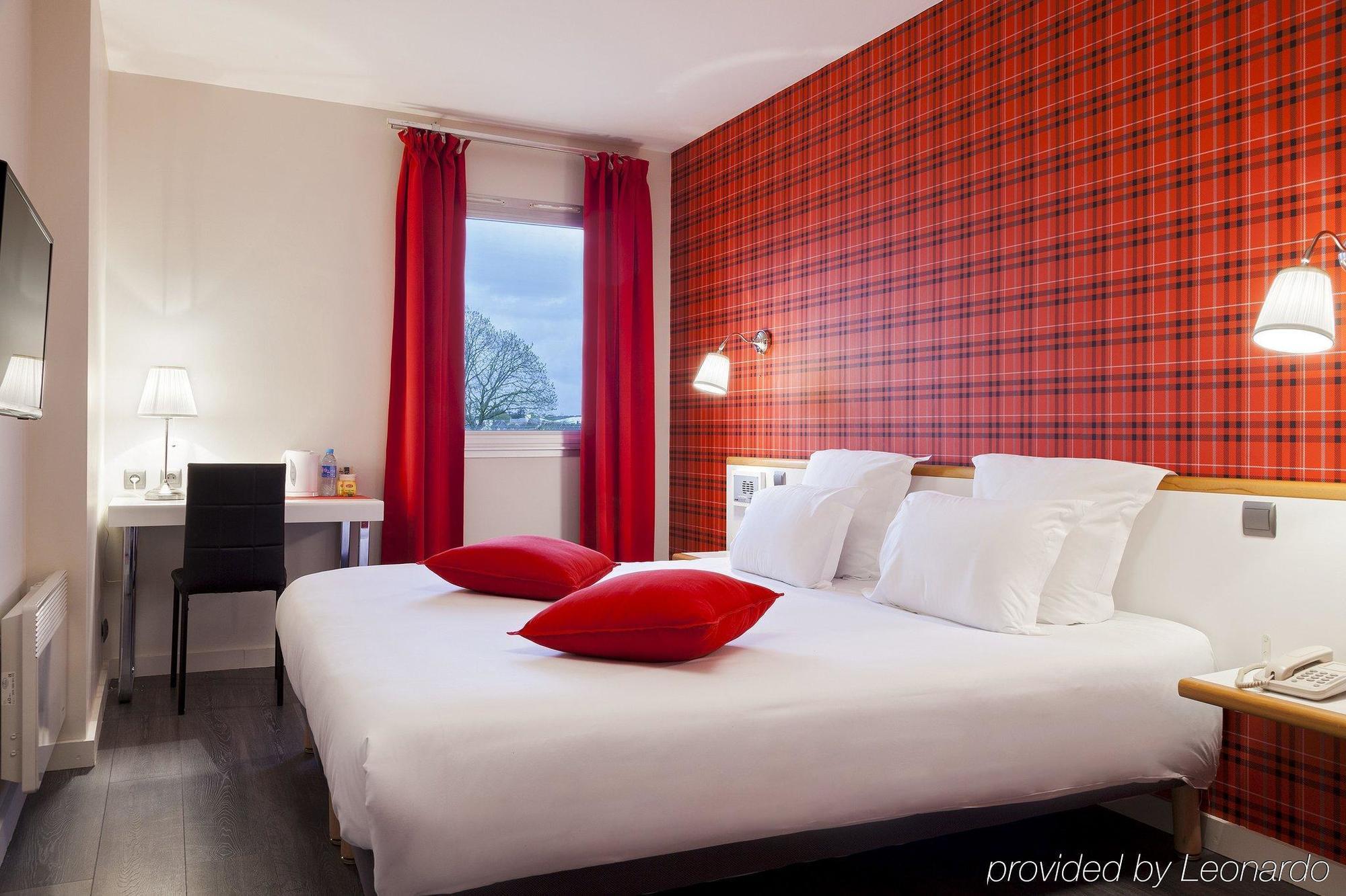 Comfort Hotel Rosporden Concarneau Exterior photo