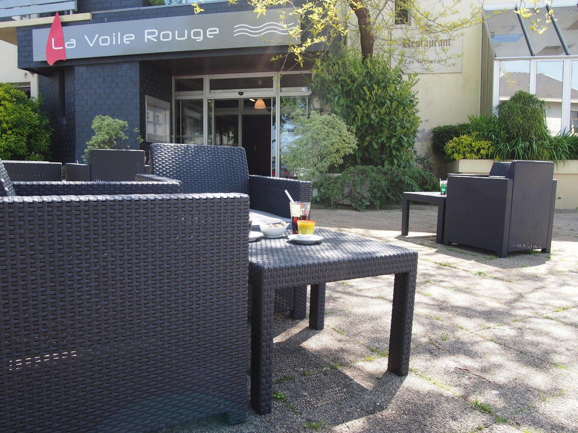 Comfort Hotel Rosporden Concarneau Exterior photo